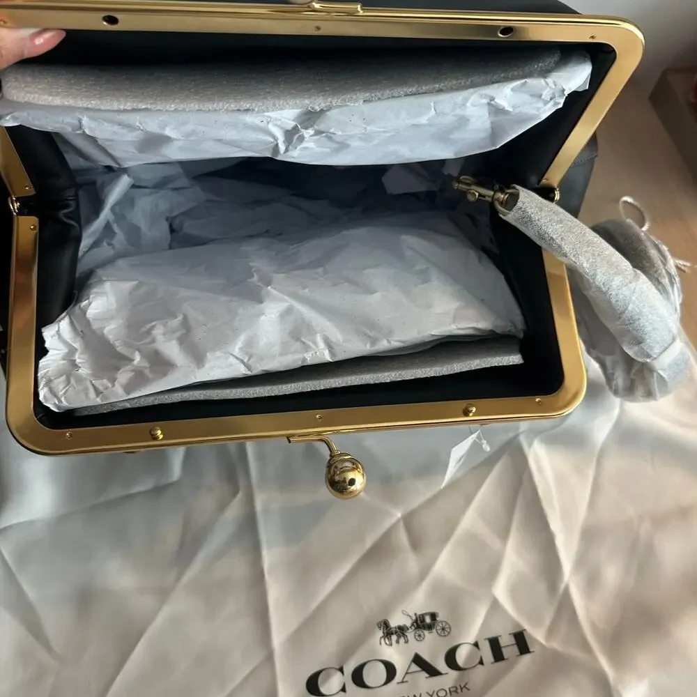 COACH Large Oversized Kisslock Frame Shoulder Clutch Bag - New